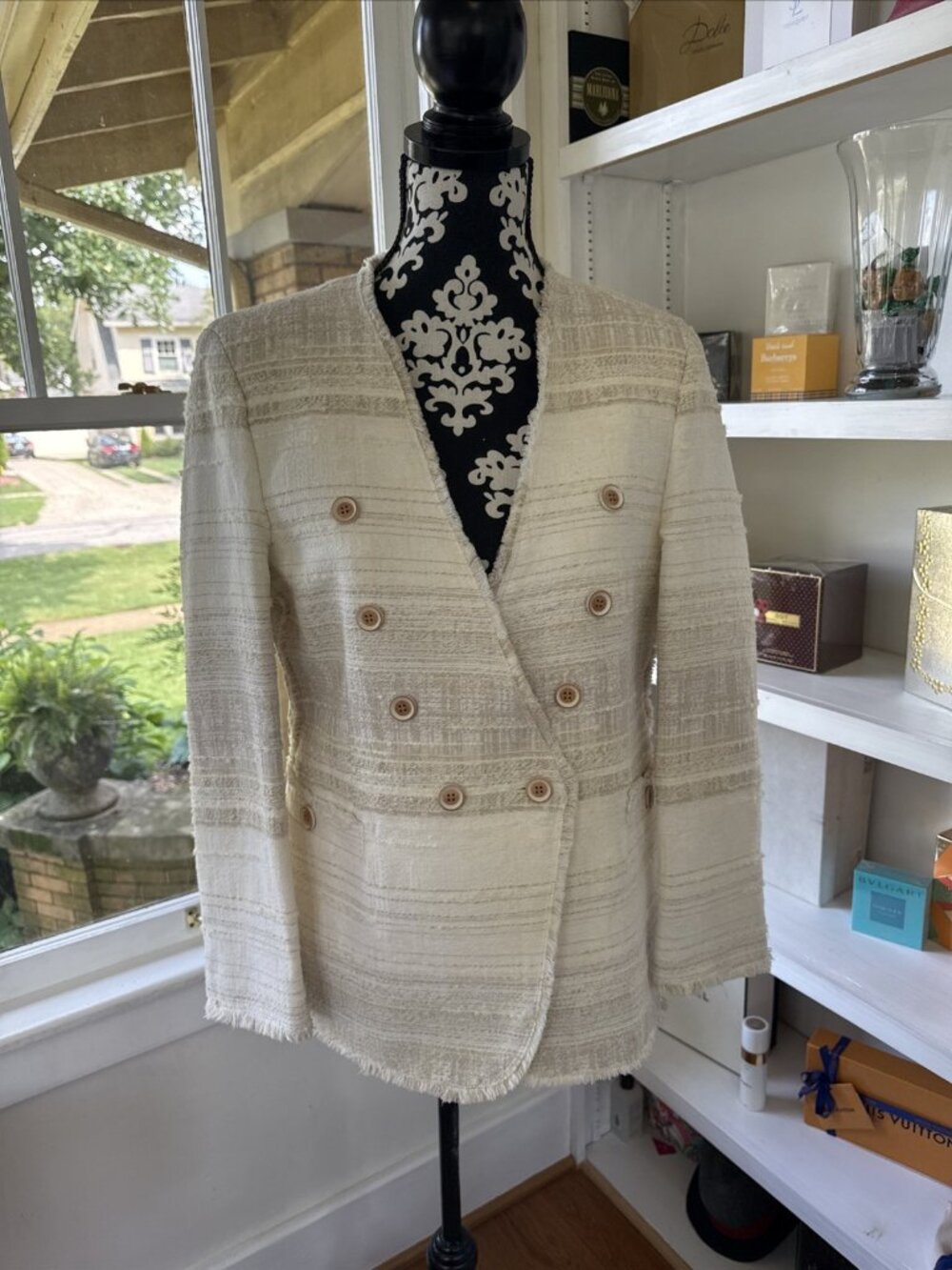 Stunning NWT J. McLaughlin LARGE Women's Cream Gray Striped Tweed Blazer Jacket